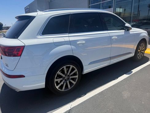 Used 2018 Audi Q7 3.0T Premium Plus AWD/4WD image 5
