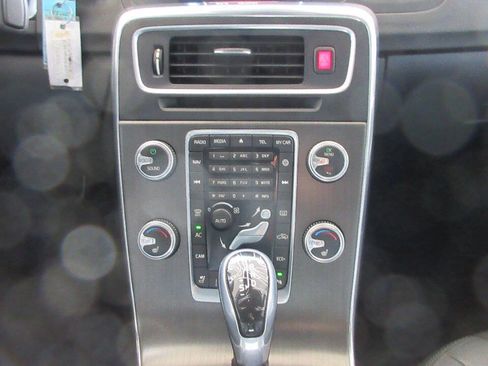 Used 2015 Volvo S60 T5 Premier FWD image 40