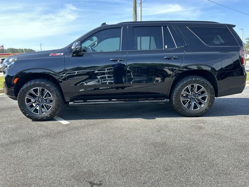 Certified 2024 Chevrolet Tahoe Z71 w/ Luxury Package AWD/4WD image 9