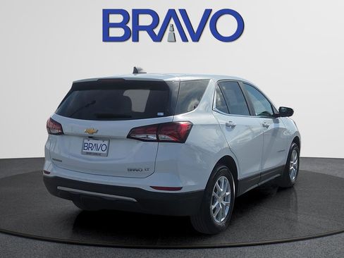 Used 2024 Chevrolet Equinox LT w/ LPO, Floor Liner Package FWD image 4