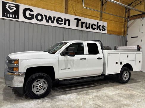Used 2019 Chevrolet Silverado 2500 W/T w/ WT Convenience Package RWD image 4