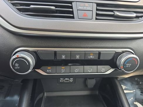 Used 2024 Nissan Altima 2.5 SR FWD image 4