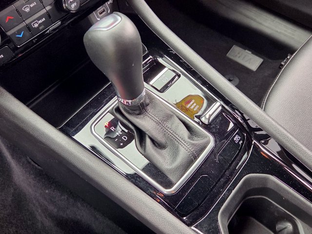 Used 2025 Jeep Compass Limited AWD/4WD image 28