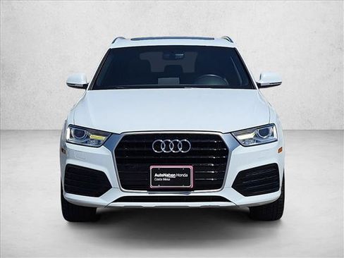 Used 2018 Audi Q3 2.0T Premium w/ Convenience Package FWD image 2