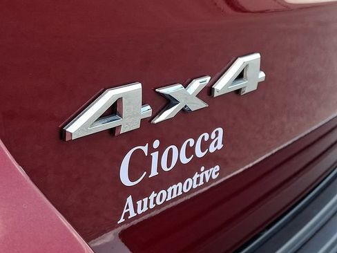 Used 2015 Jeep Grand Cherokee Limited w/ Luxury Group II AWD/4WD image 30
