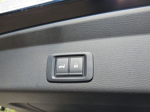 New 2026 Mitsubishi Outlander SEL FWD image 8