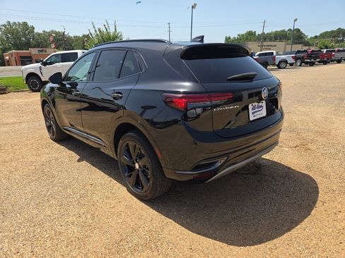 Used 2021 Buick Envision Preferred FWD image 3