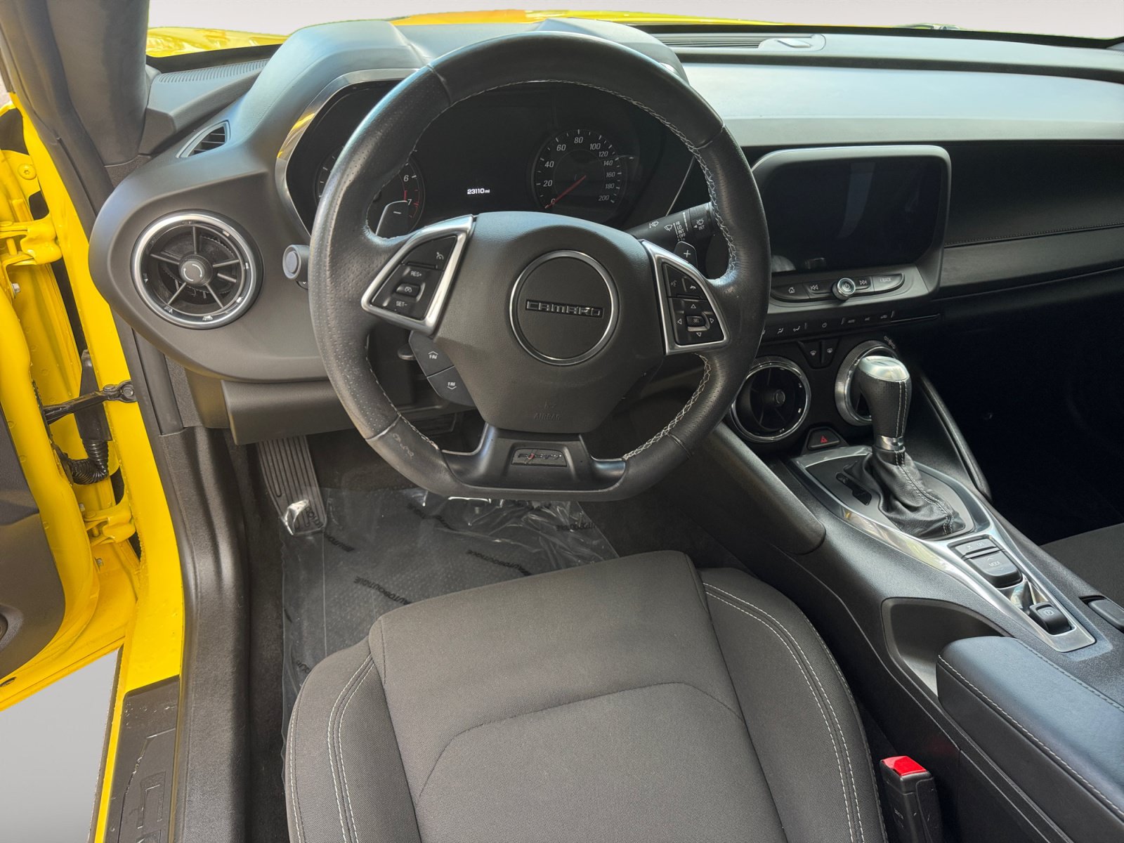Used 2017 Chevrolet Camaro SS RWD image 10