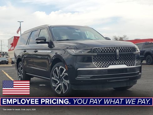 New 2026 Lincoln Navigator L Reserve AWD/4WD image 1