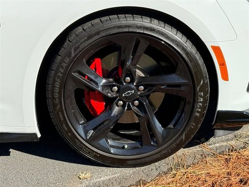 Used 2024 Chevrolet Camaro SS image 29