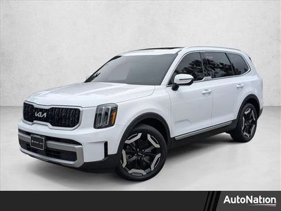 Used 2023 Kia Telluride EX w/ EX Captain's Chair Package