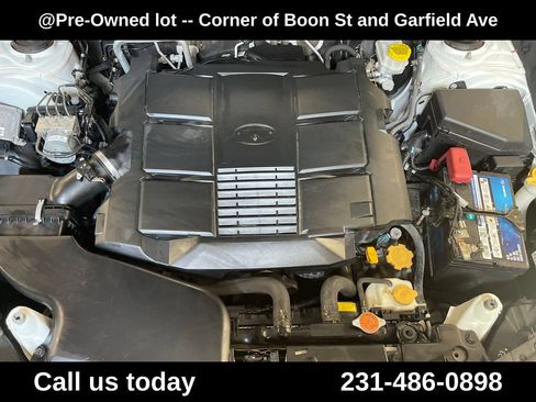 Used 2019 Subaru Outback 3.6R Touring w/ Popular Package #3A AWD/4WD image 10