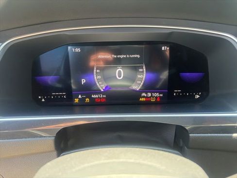 Used 2023 Volkswagen Tiguan SE R-Line FWD image 8