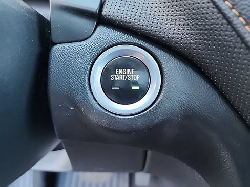 Used 2018 Chevrolet Equinox Premier AWD/4WD image 20