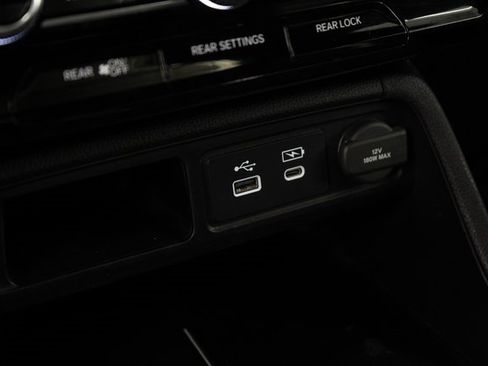 Certified 2023 Honda Pilot TrailSport image 32