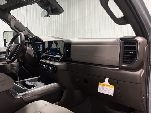 New 2026 Chevrolet Silverado 2500 LTZ w/ LTZ Premium Package image 28