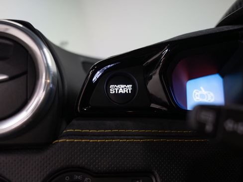 Used 2021 Lotus Evora image 61