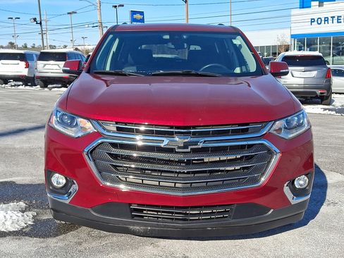 Used 2020 Chevrolet Traverse LT w/ Driver Confidence II Package image 2