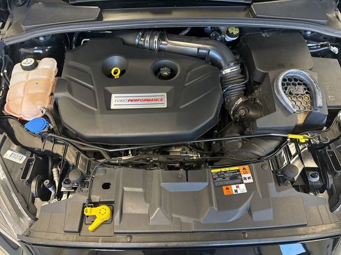 Used 2016 Ford Focus RS image 7