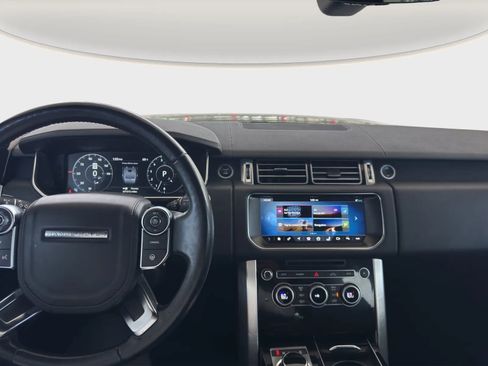 Used 2017 Land Rover Range Rover HSE image 14