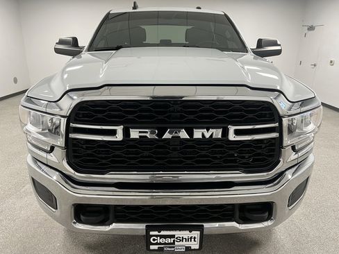 Used 2022 RAM 2500 Tradesman w/ Chrome Appearance Group image 3