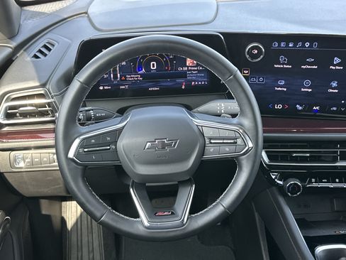 Certified 2024 Chevrolet Traverse Z71 AWD/4WD image 26