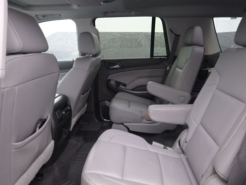 Used 2019 Chevrolet Tahoe LT image 18