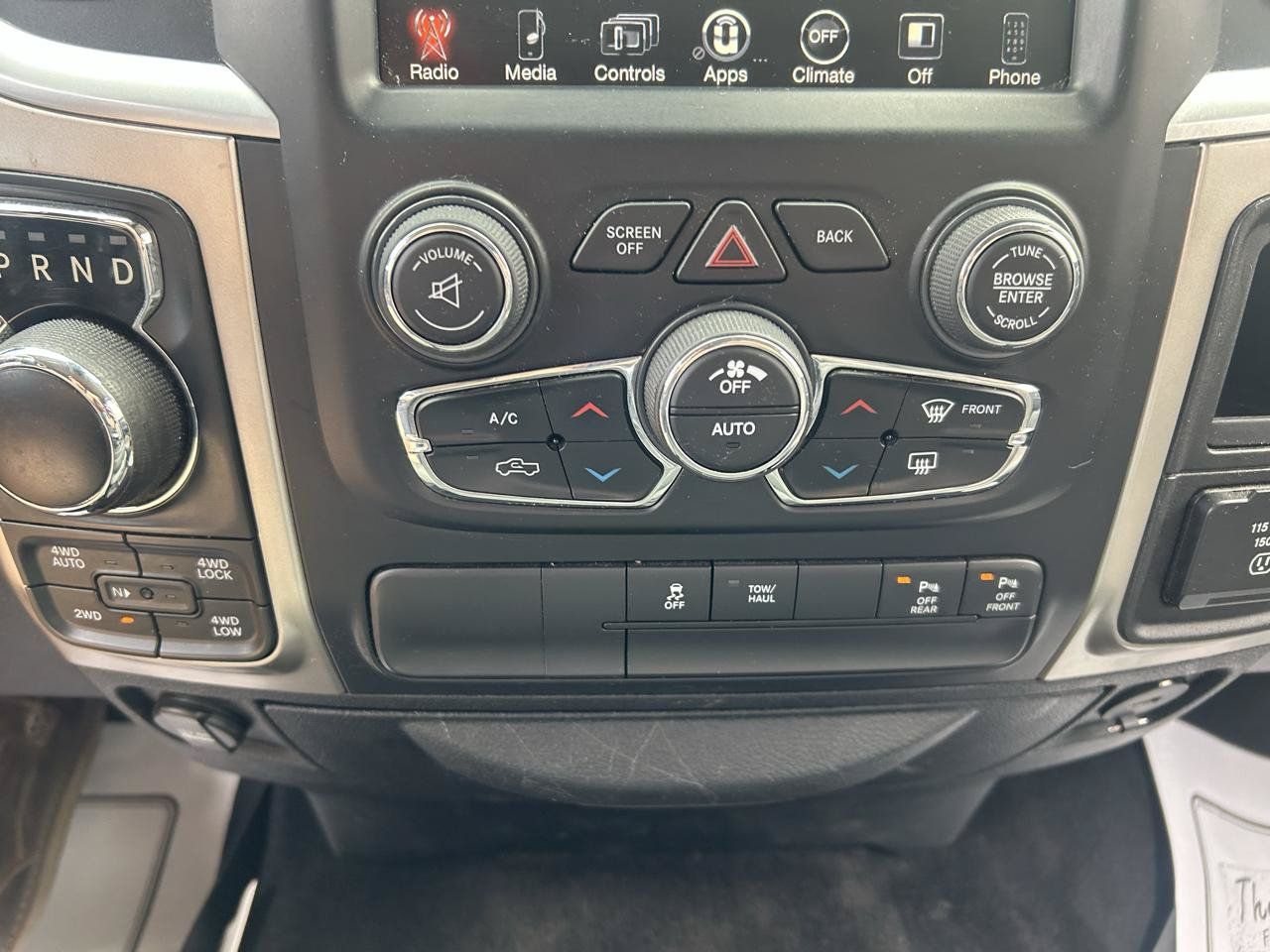 Used 2017 RAM 1500 Big Horn AWD/4WD image 23