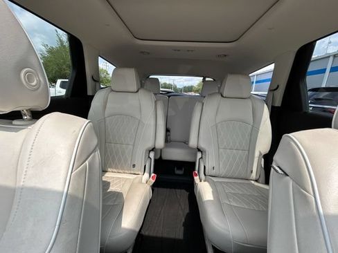 Used 2023 Buick Enclave Avenir w/ LPO, Floor Liner Package AWD/4WD image 43