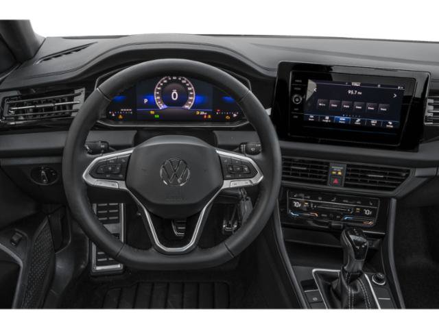 Used 2025 Volkswagen Jetta Sport FWD image 9