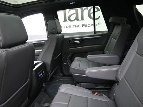 Used 2025 Chevrolet Tahoe RST w/ Advanced Technology Package AWD/4WD image 25