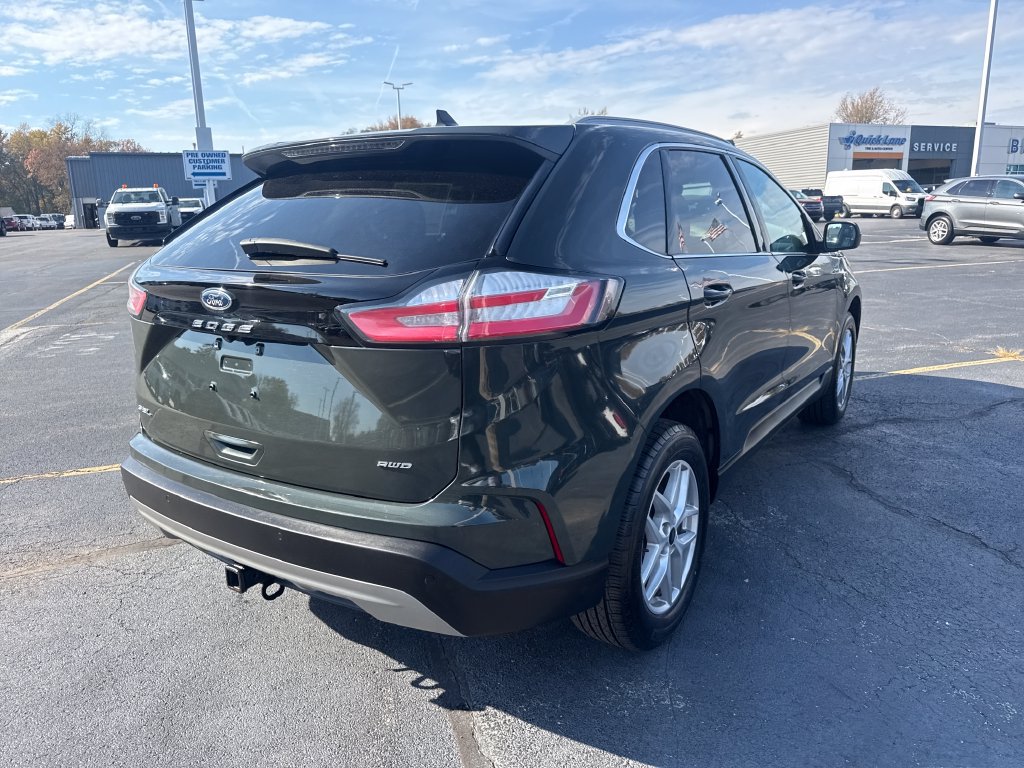 Used 2024 Ford Edge SEL w/ Convenience Package AWD/4WD image 7