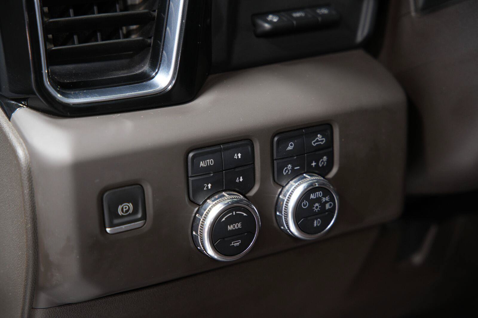 Certified 2024 GMC Sierra 2500 Denali w/ Denali Reserve Package AWD/4WD image 46