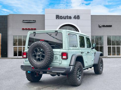Used 2024 Jeep Wrangler Unlimited AWD/4WD image 5
