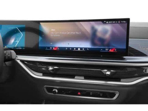 Used 2025 BMW X5 xDrive50e w/ M Sport Package image 13