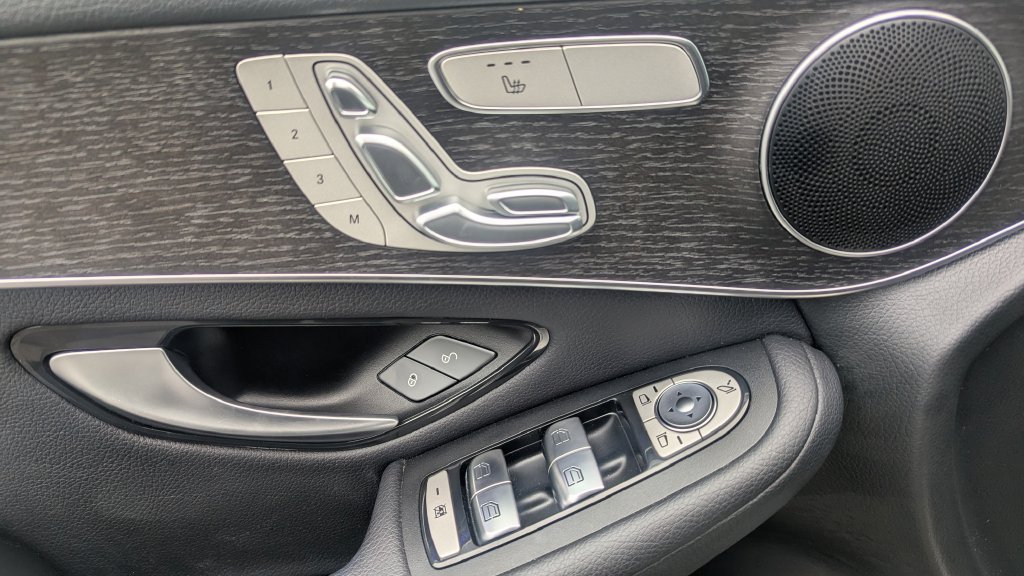 Used 2022 Mercedes-Benz GLC 300 4MATIC image 12