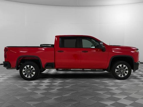 Certified 2022 Chevrolet Silverado 2500 Custom w/ Custom Convenience Package AWD/4WD image 6