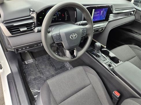 Certified 2025 Toyota Camry LE image 10