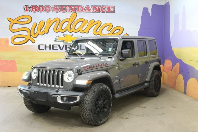 Used 2019 Jeep Wrangler Unlimited Sahara w/ Dual Top Group AWD/4WD image 2