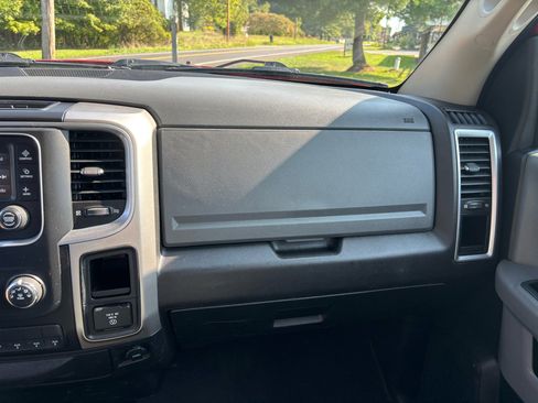 Used 2018 RAM 2500 SLT w/ Popular Equipment Group image 31