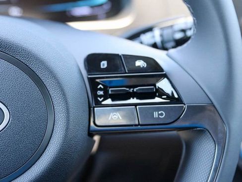 New 2026 Hyundai Elantra Sport FWD image 21