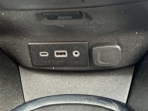 Used 2024 Chevrolet Malibu LT FWD image 29