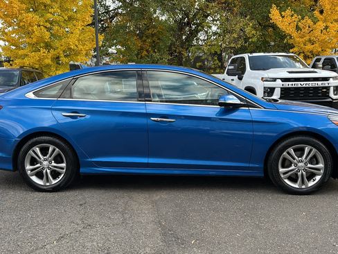 Used 2018 Hyundai Sonata Limited image 2