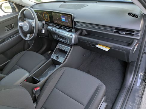 New 2025 Hyundai Kona SEL image 8