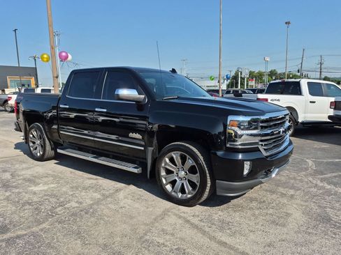 Used 2018 Chevrolet Silverado 1500 High Country w/ LPO, Protection Package AWD/4WD image 8