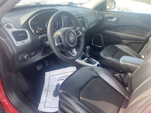 Used 2021 Jeep Compass Latitude w/ Sun and Sound Group image 10