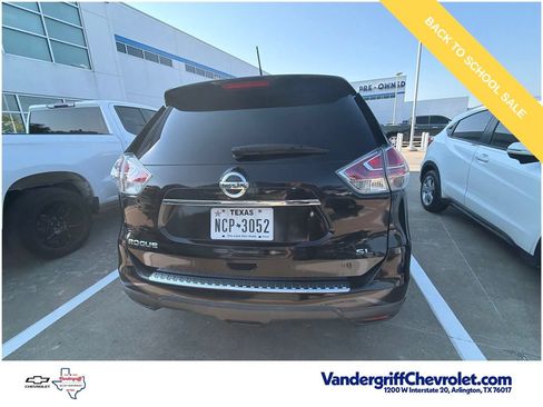 Used 2016 Nissan Rogue SL w/ SL Premium Package FWD image 9