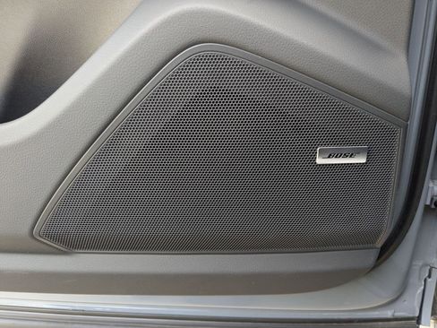 Certified 2025 Porsche Cayenne image 14