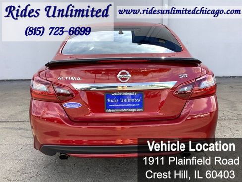 Used 2017 Nissan Altima 2.5 SR w/ Midnight Edition Package image 5