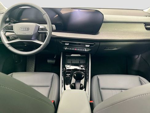New 2026 Audi Q3 quattro 2.0T AWD/4WD image 13